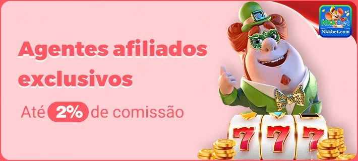 Usuário baixando app nkkbet em smartphone confiável